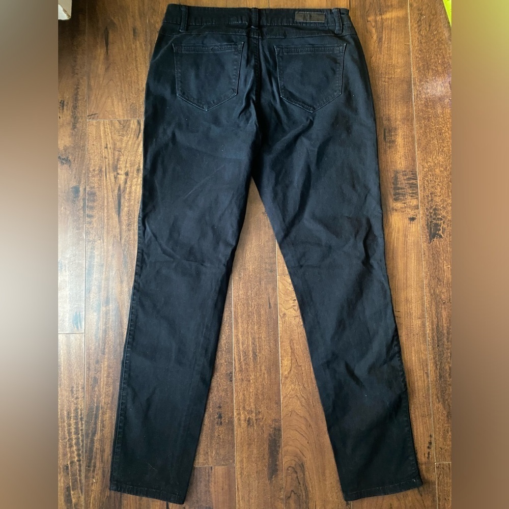 Kenneth Cole Stretchy Jess Skinny Black Denim Pants - Picture 6 of 6